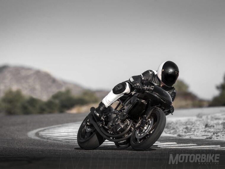 Auto-Fabrica-Type-11-3