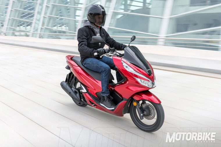 Honda-PCX-125-2018-40