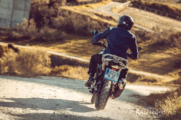 BMW-G-310-GS-comparativaMBK023