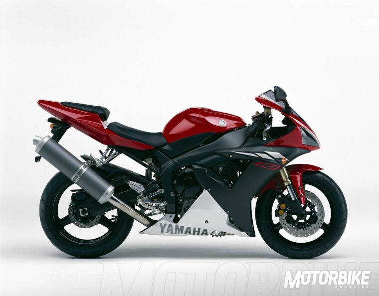 Yamaha YZF R1 2003 01