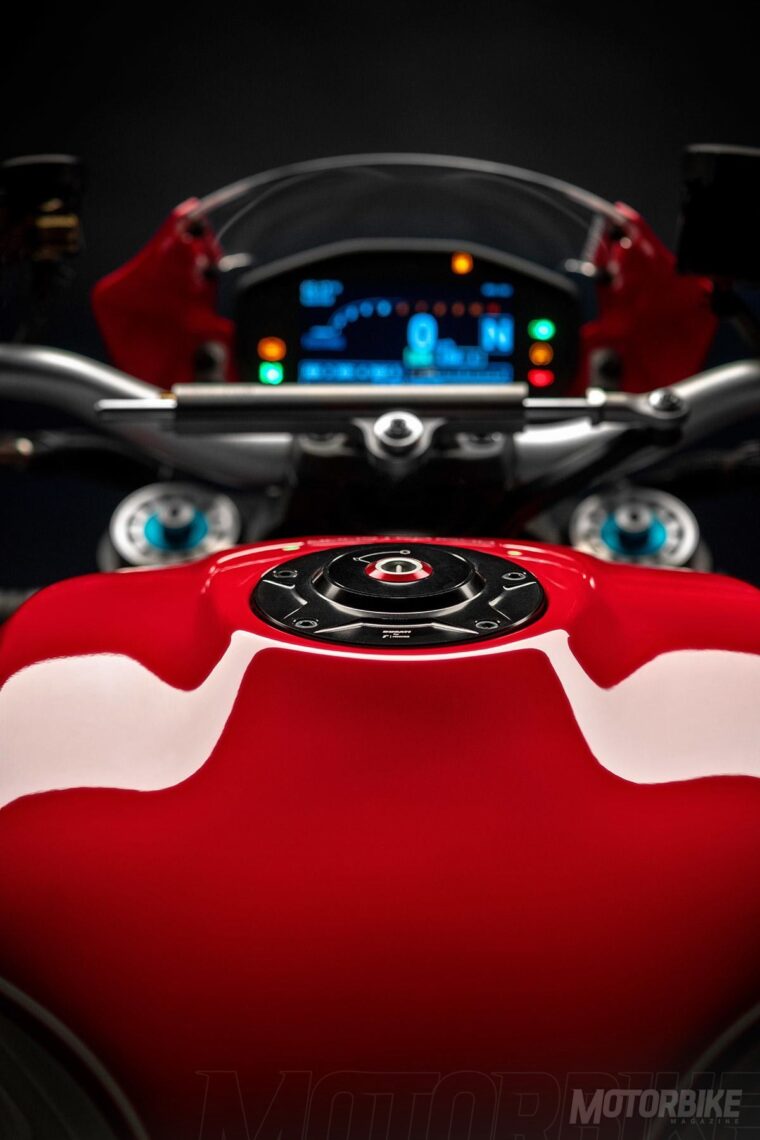 Ducati-Monster-1200-25-Anniversario-2018-13