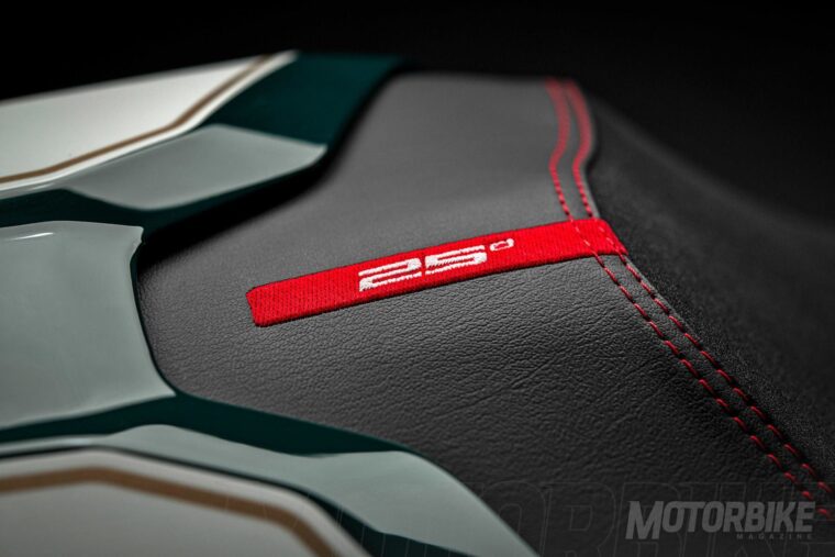 Ducati-Monster-1200-25-Anniversario-2018-25