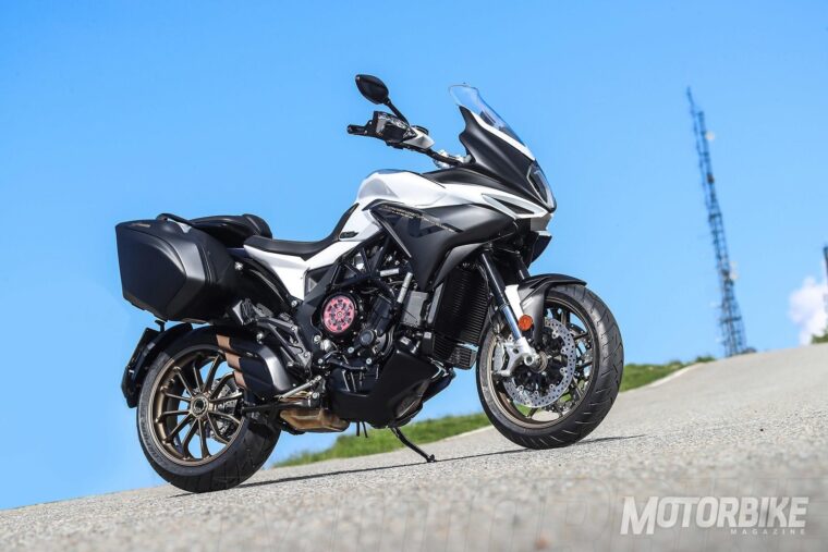 MV-Agusta-Turismo-Veloce-800-Lusso-SCS-2018-044