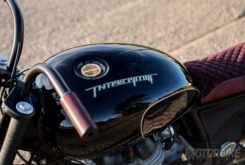 Royal Enfield muestra tres motos personalizadas en Wheels and Waves 7 royal enfield 650 2