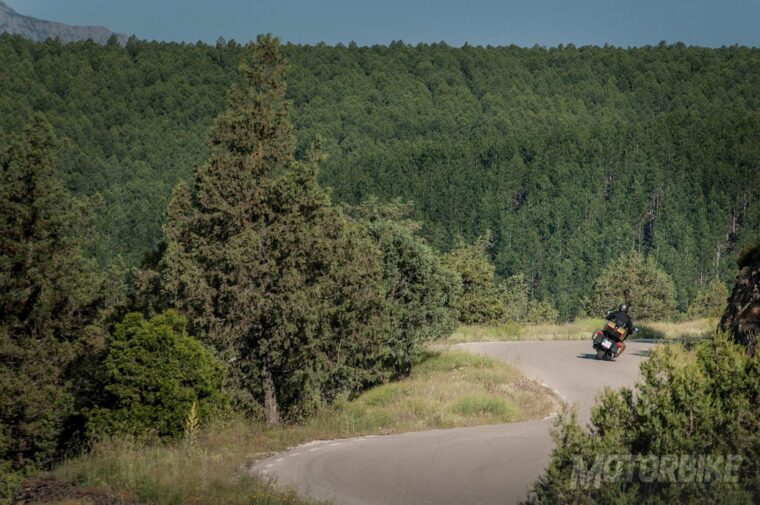 BMW-K-1600-GA-2018-Grand-America-pruebaMBK03