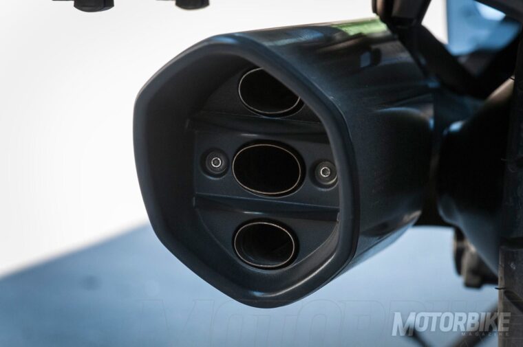 BMW-K-1600-GA-2018-Grand-America-pruebaMBK68