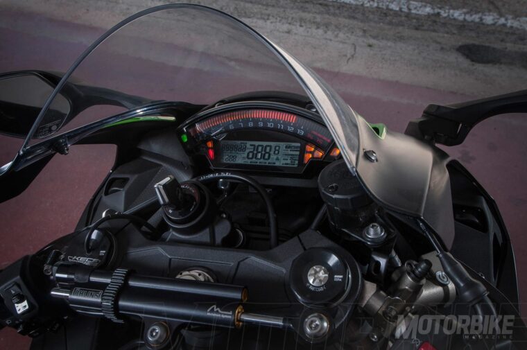 Kawasaki-ZX-10R-SE-2018-pruebaMBK29