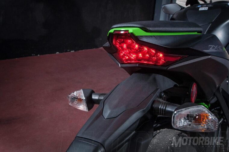 Kawasaki-ZX-10R-SE-2018-pruebaMBK34