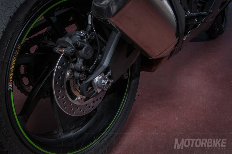 Kawasaki-ZX-10R-SE-2018-pruebaMBK36