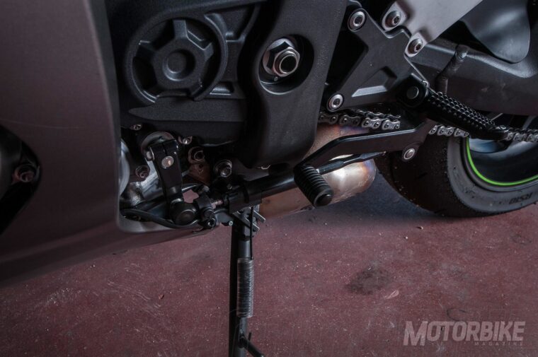 Kawasaki-ZX-10R-SE-2018-pruebaMBK48