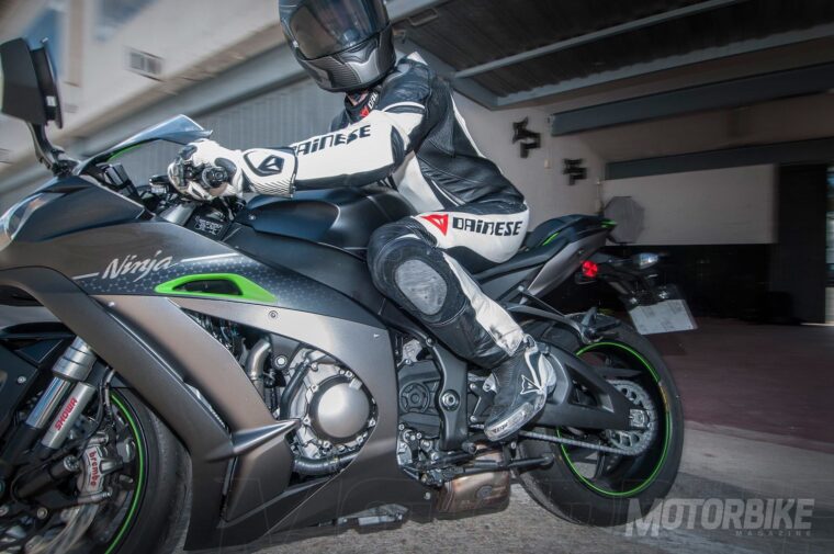Kawasaki-ZX-10R-SE-2018-pruebaMBK52