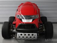 Mean Mower V2: Un cortacésped con motor de Honda CBR1000RR SP 10 cortacesped Mean Mower V2 Honda CBR1000RR SP 07