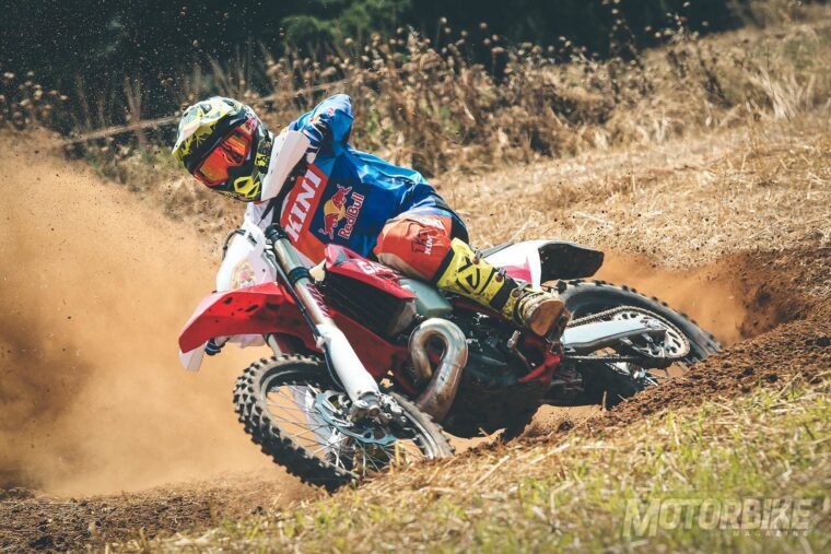 GasGas-EC-300-2019-enduro-07