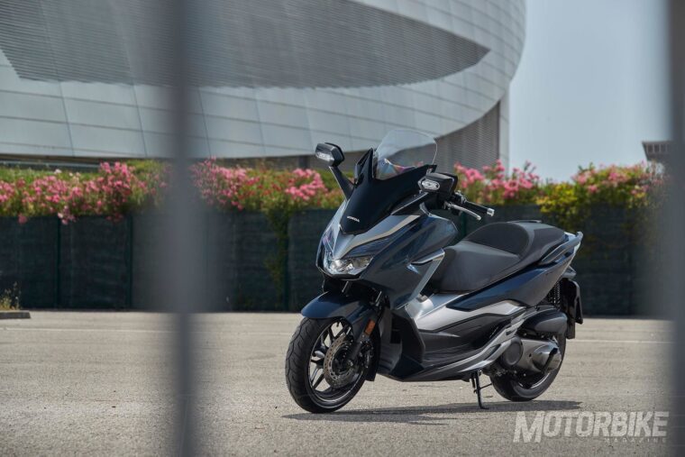 Honda-Forza-300-2019-pruebaMBK14