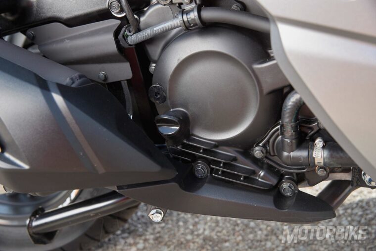 Honda-Forza-300-2019-pruebaMBK30