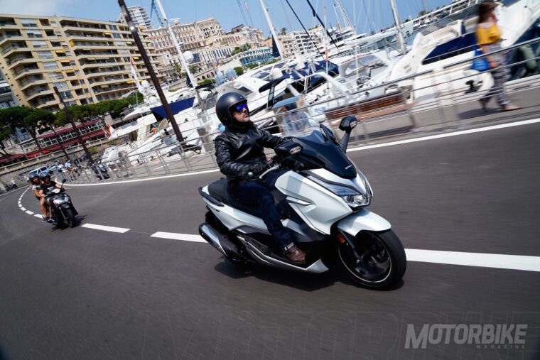 Honda-Forza-300-2019-pruebaMBK72