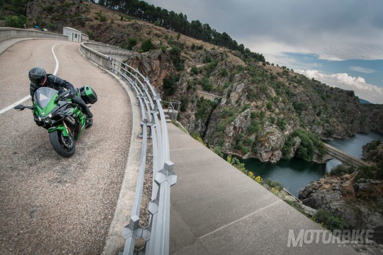 Kawasaki-Ninja-H2-SX-Special-Edition-2018-pruebaMBK04