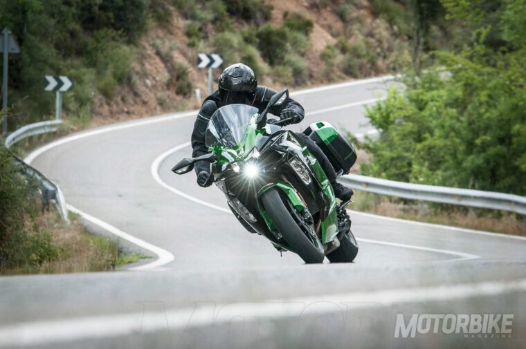 Kawasaki-Ninja-H2-SX-Special-Edition-2018-pruebaMBK11
