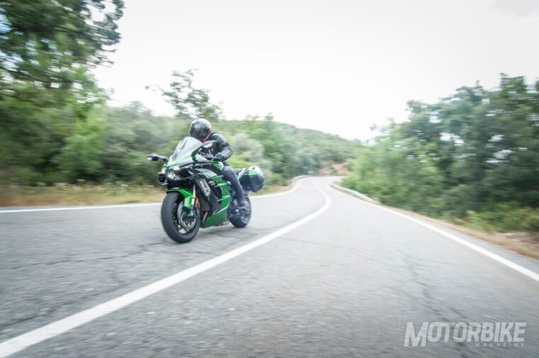 Kawasaki-Ninja-H2-SX-Special-Edition-2018-pruebaMBK12