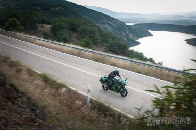 Kawasaki-Ninja-H2-SX-Special-Edition-2018-pruebaMBK21