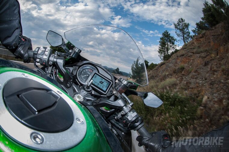 Kawasaki-Ninja-H2-SX-Special-Edition-2018-pruebaMBK22