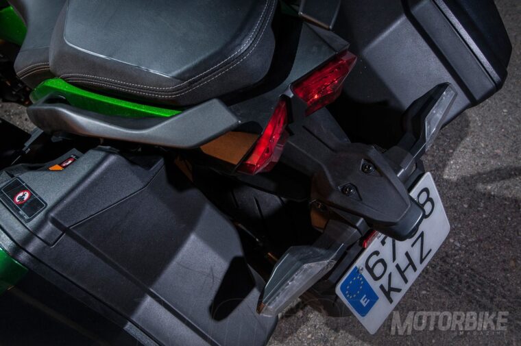 Kawasaki-Ninja-H2-SX-Special-Edition-2018-pruebaMBK53