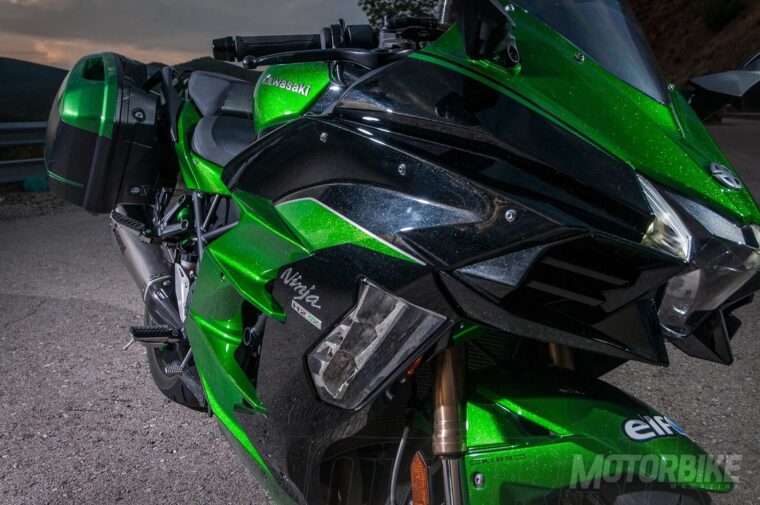 Kawasaki-Ninja-H2-SX-Special-Edition-2018-pruebaMBK56
