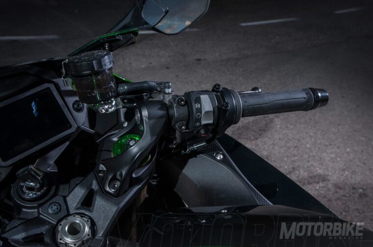Kawasaki-Ninja-H2-SX-Special-Edition-2018-pruebaMBK63