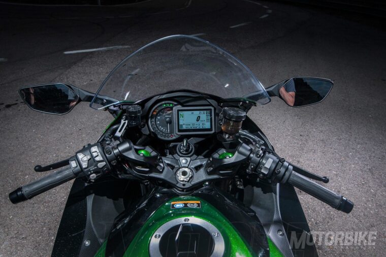 Kawasaki-Ninja-H2-SX-Special-Edition-2018-pruebaMBK68