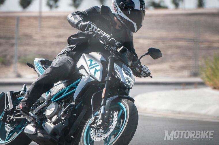 CFMoto-250-NK-2018-pruebaMBK04