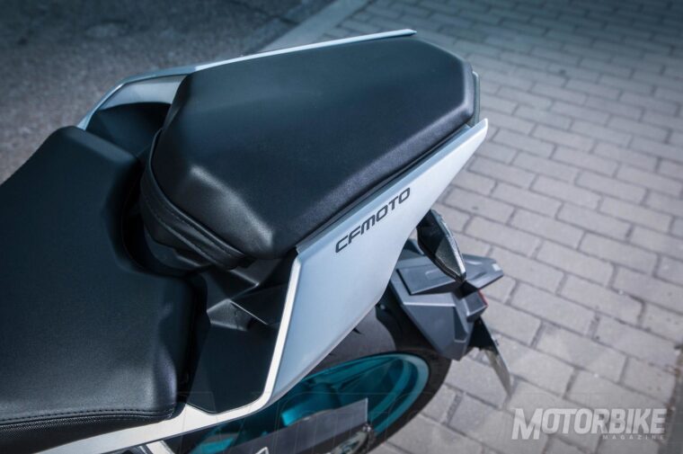 CFMoto-250-NK-2018-pruebaMBK15