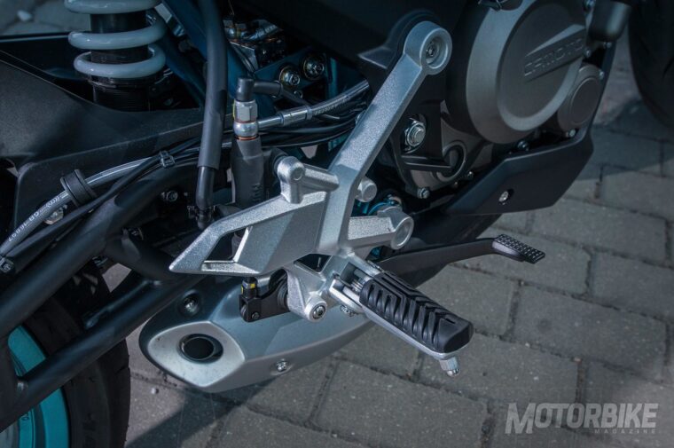 CFMoto-250-NK-2018-pruebaMBK16