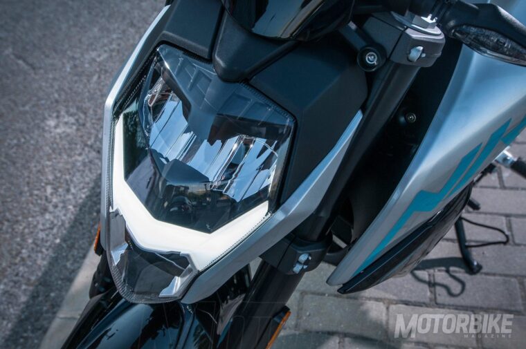 CFMoto-250-NK-2018-pruebaMBK21