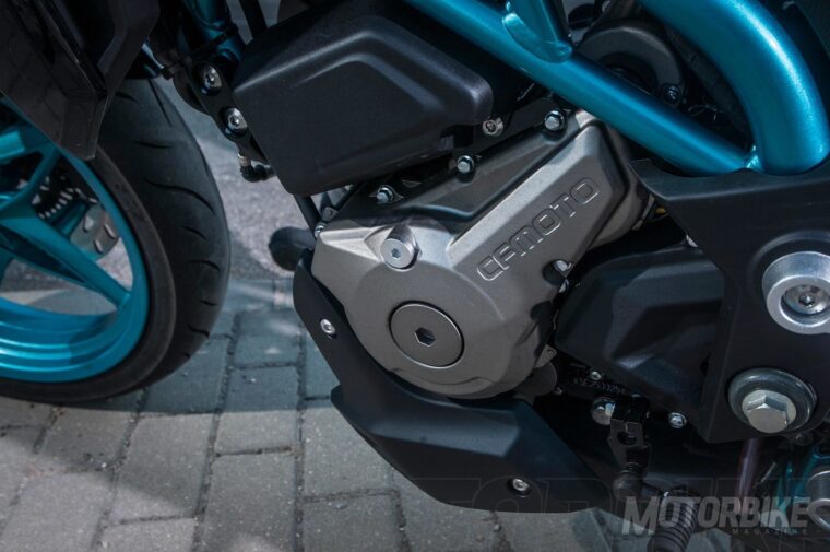 CFMoto-250-NK-2018-pruebaMBK24