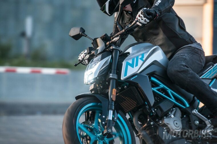 CFMoto-250-NK-2018-pruebaMBK43