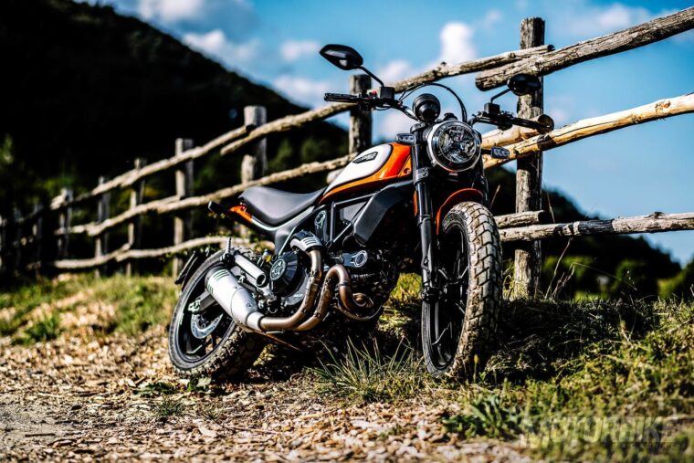 Ducati Scrambler Icon 2019 30