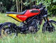Husqvarna Svartpilen 401 McQueen 1