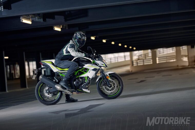 Kawasaki-Z125-2019-07