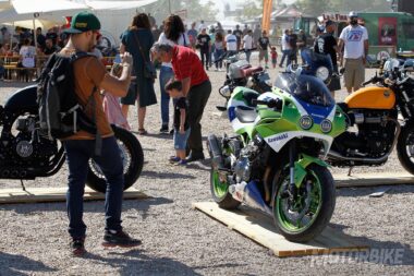 Kawasaki ZXR900, por Japan Legends: ¡¿Vuelve la Kawasaki ZXR750?! 4 Kawasaki Z900 ZXR750 H1 Japan Legends 08