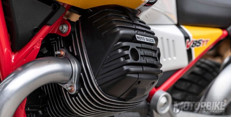 Moto-Guzzi-V85-TT-2019-17