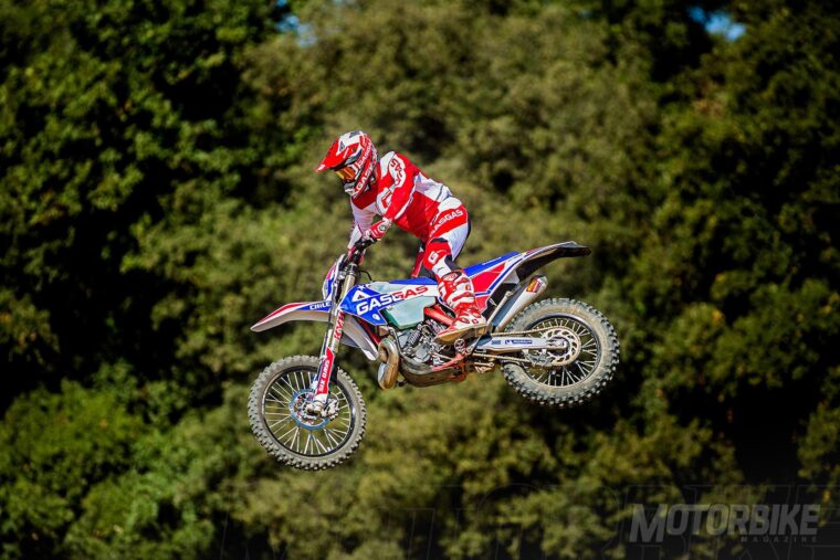 GasGas-EC-250-Six-Days_accion-13