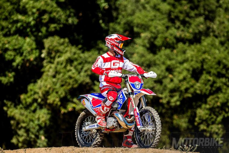 GasGas EC 250 Six Days accion 18
