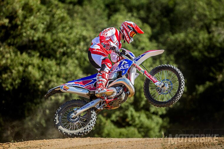 GasGas-EC-250-Six-Days_accion-7