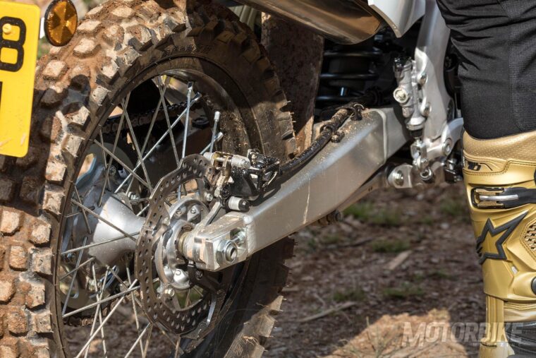 Honda-CRF450L-2019-pruebaMBK100