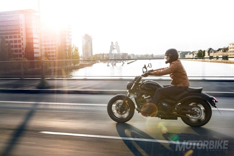 Kawasaki-Vulcan-S-2019-08