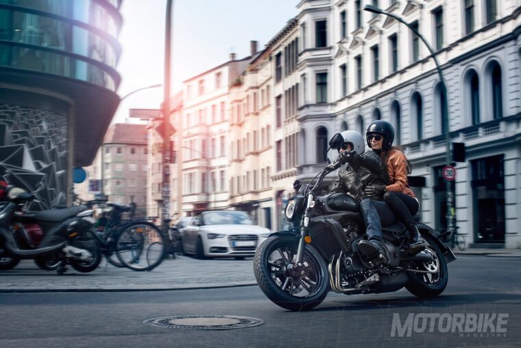 Kawasaki-Vulcan-S-2019-12