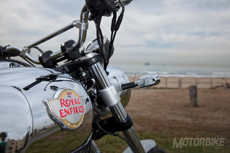 Royal-Enfield-Interceptor-INT-650-2019-04