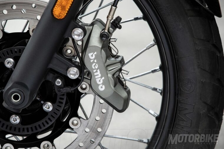 Triumph-Street-Scrambler-2019-22