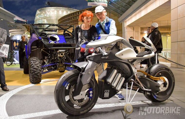 Yamaha MOTOROiD design exhibition 03
