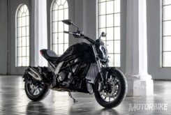 Benelli 502C 2019: Presentada la mini-Diavel 13 Benelli 502C 2019 12